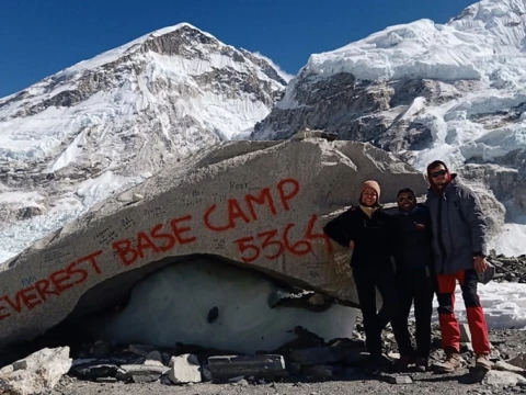 Planning Everest Base Camp Trek? Here’s Why You Need a Guide and Porter