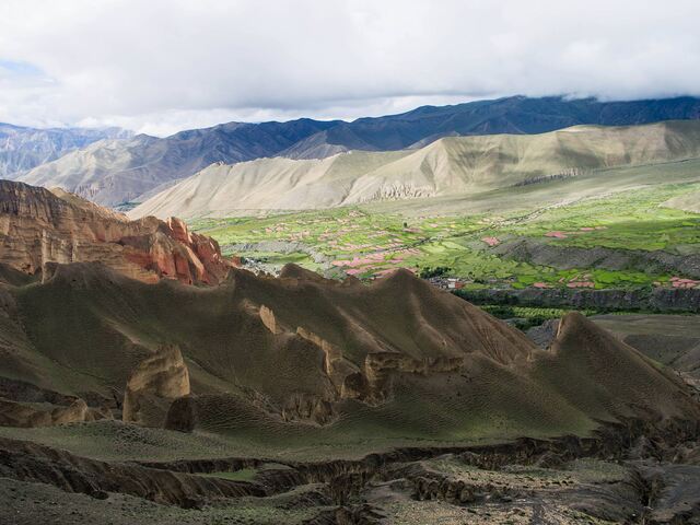 Annapurna Circuit to Upper Mustang Trek
